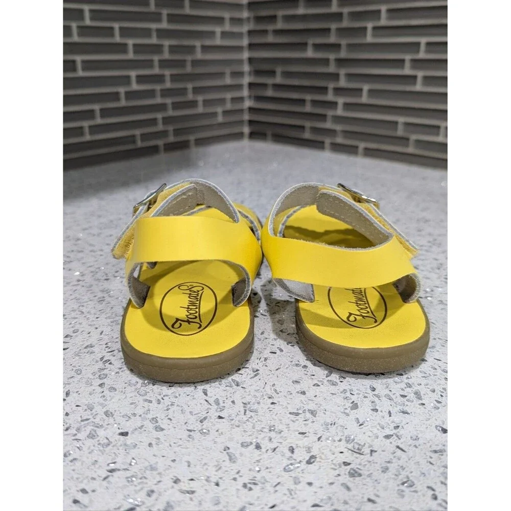 FootMates ariel sandal